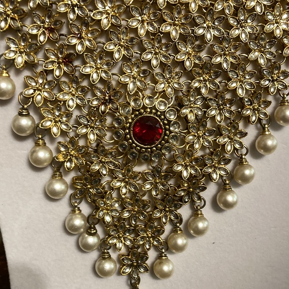 Stunning drop collar design bib necklace - Picture 2 of 12